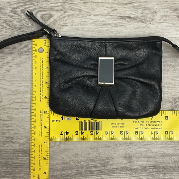 Audrey Brooke Black Genuine Leather Wristlet Silver Hardware Approx 7.5" x 5" - Picture 8 of 8
